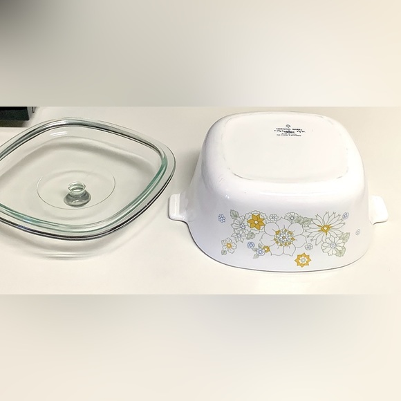 1970s Vintage Corning Ware Floral Bouquet 2.5 Qt Lidded Casserole P 2 1/2 B - Picture 11 of 16